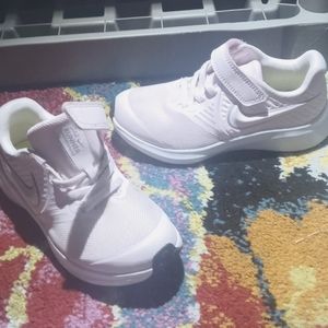 Toddler size 10.5 nike shoes